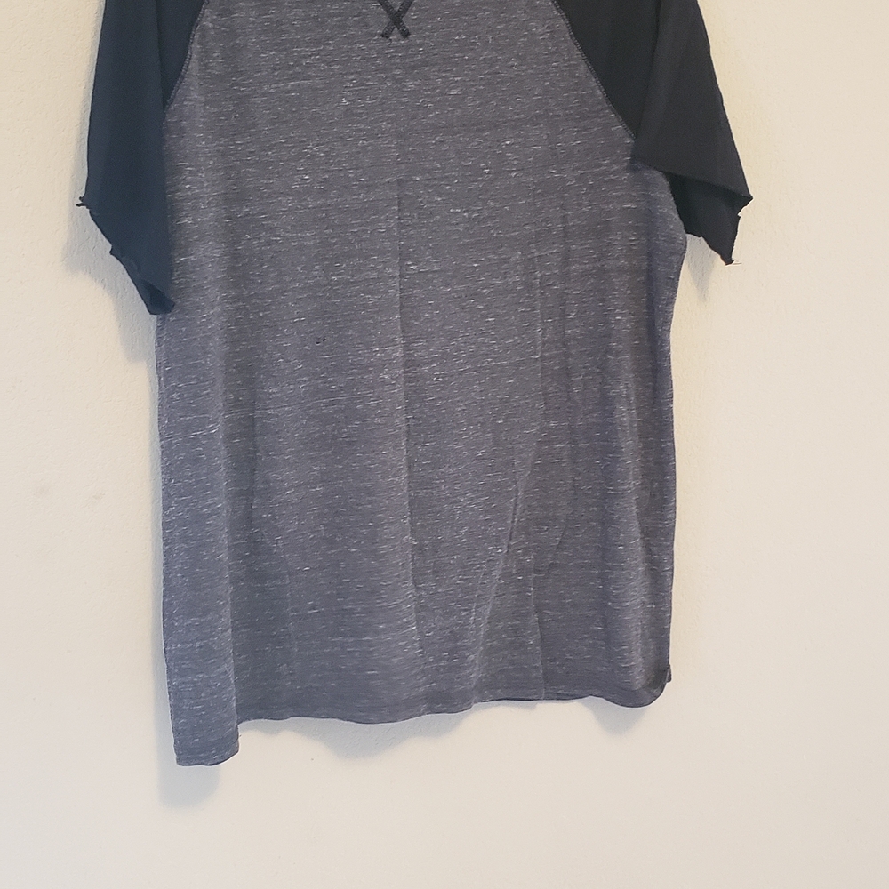 Urban Pipeline Gray and Black Short Sleeve Tee